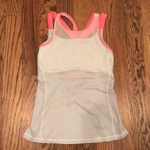 Women’s Lululemon Sz. 8 cross cross yoga tank